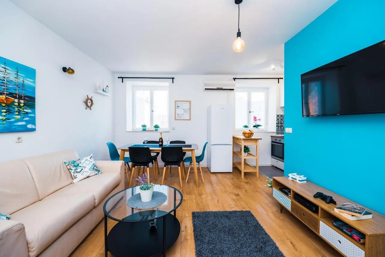 Apartment Sol-1 In Old Part Of City Centar