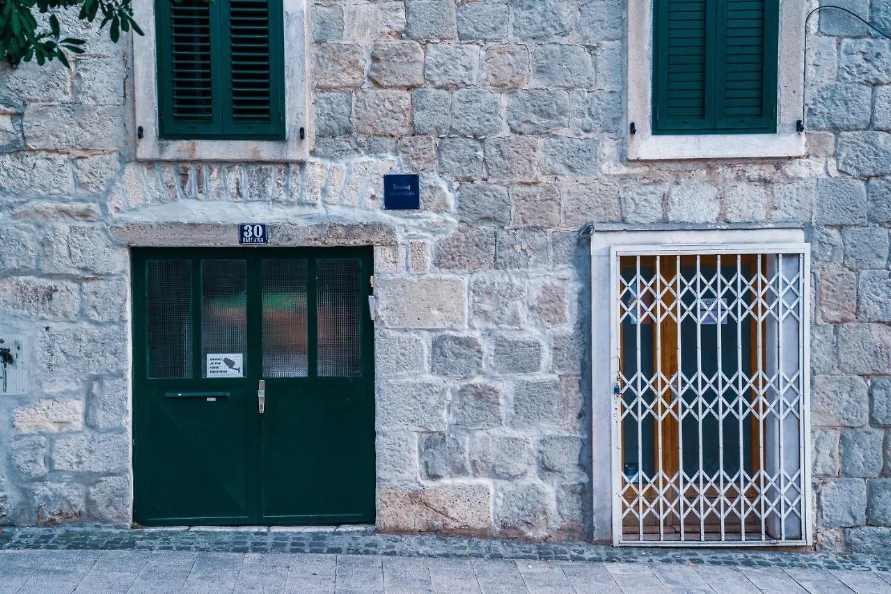 Apartment Sol-1 In Old Part Of City Centar Split